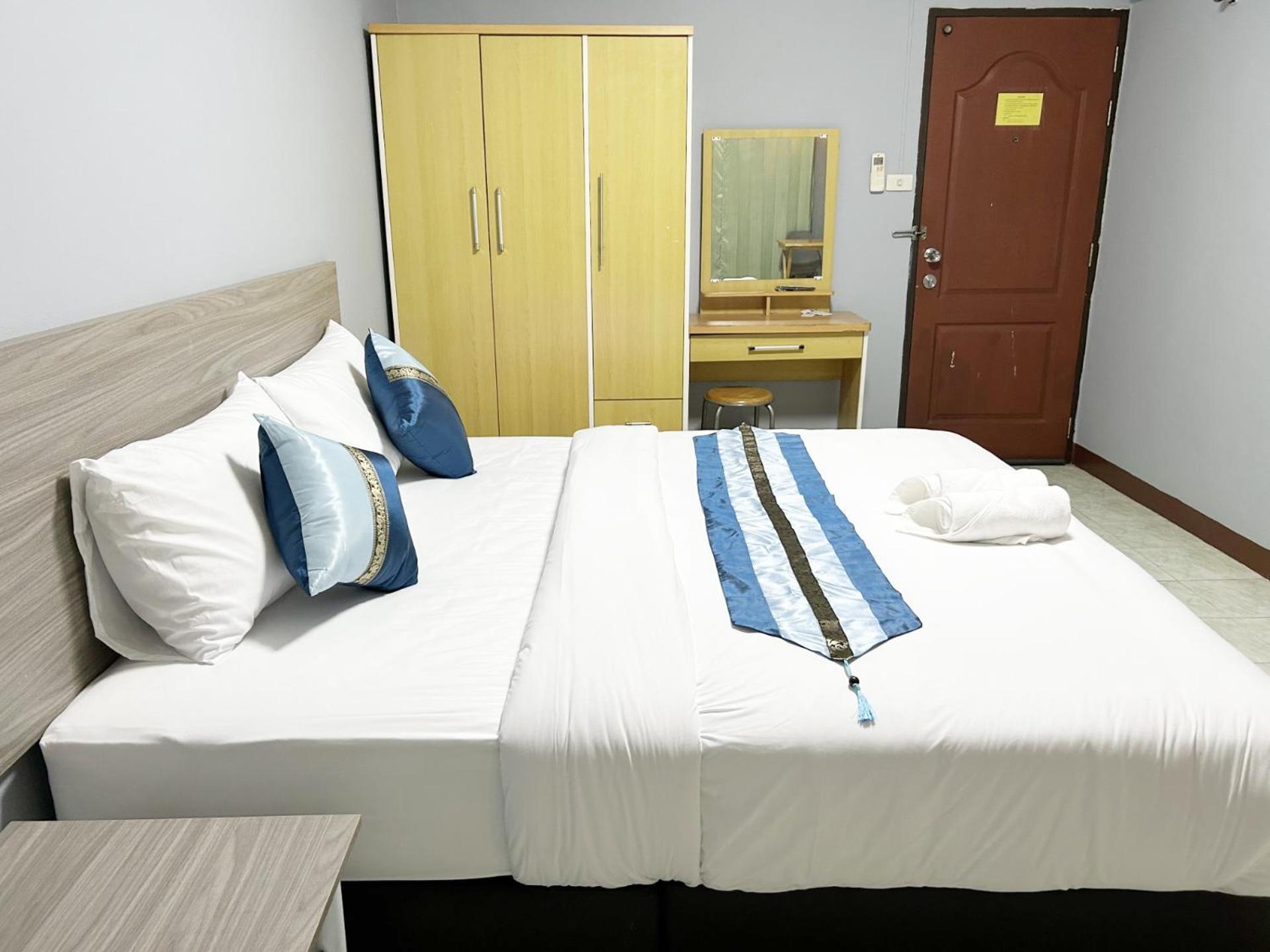 Goody Hotel Bangkok Exterior photo